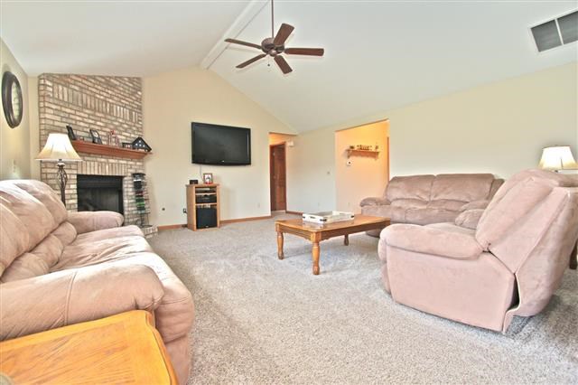 9606 Kildare Xing, Fort Wayne, IN 46835 photo 3