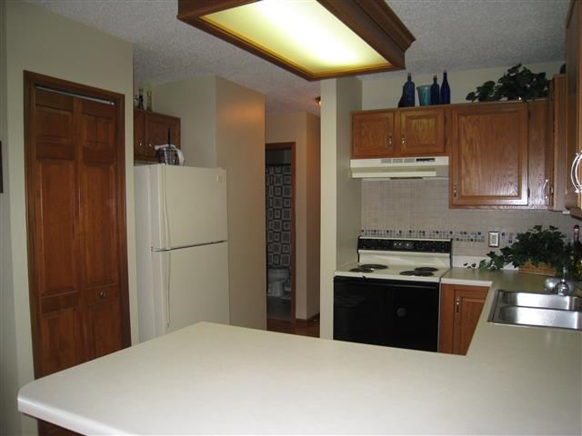 7929 Sedgewick Pl, Fort Wayne, IN 46835 photo 9