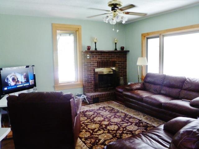 733 Riverside Ave, Fort Wayne, IN 46805 photo 2