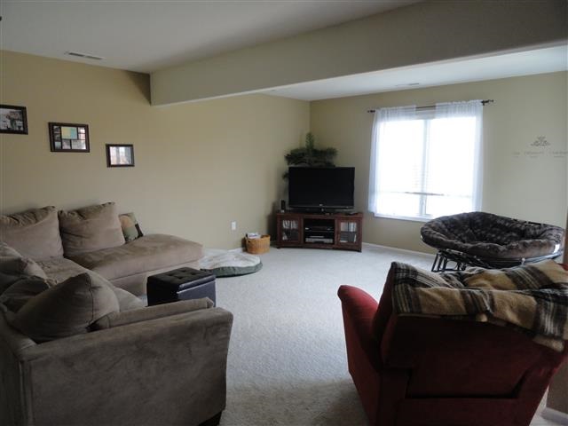 102 Berkley Ct, Decatur, IN 46733 photo 8