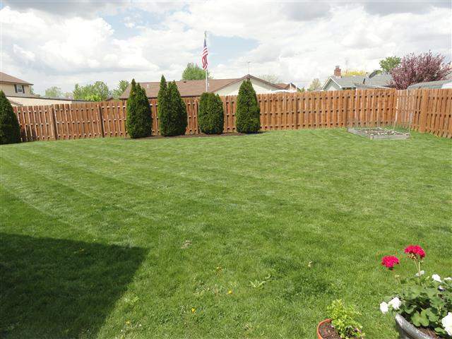 102 Berkley Ct, Decatur, IN 46733 photo 4