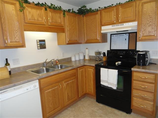102 Berkley Ct, Decatur, IN 46733 photo 10