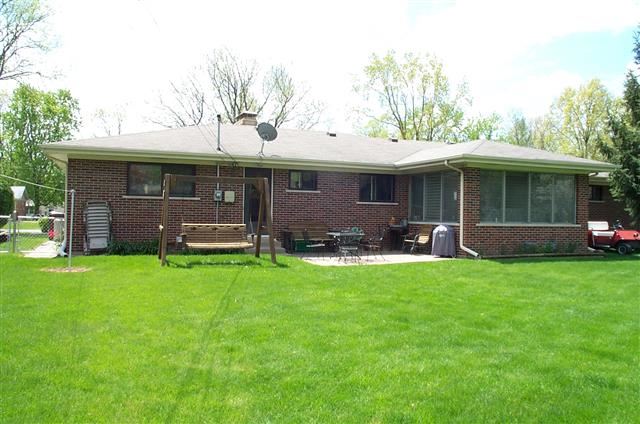 3809 Ferndale Dr, Fort Wayne, IN 46815 photo 2