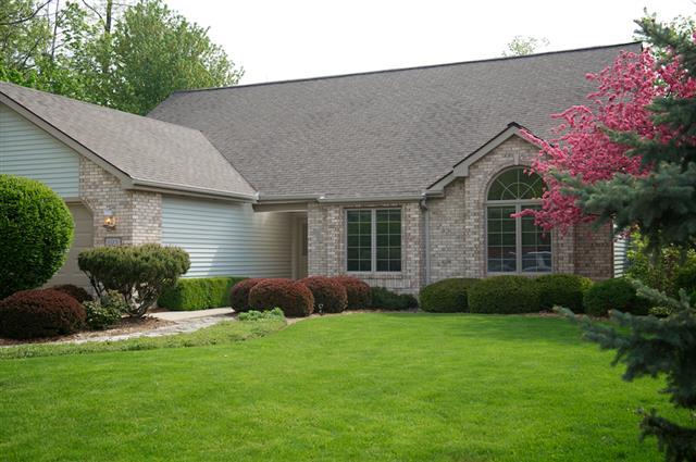 105 Glenmoor Dr, Fort Wayne, IN 46804 photo 1