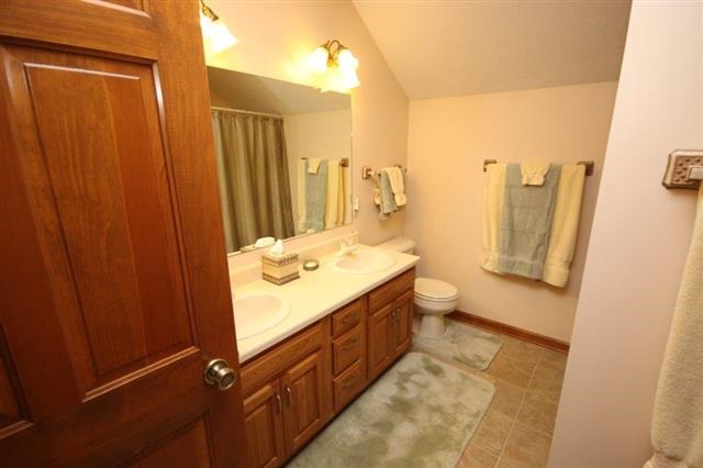10924 Bushnell Ct, Fort Wayne, IN 46845 photo 11