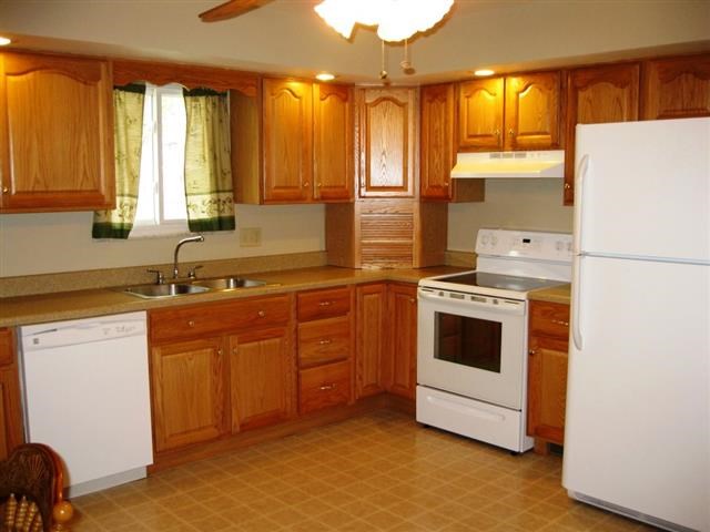 3641 W 558 N, Huntington, IN 46750 photo 2