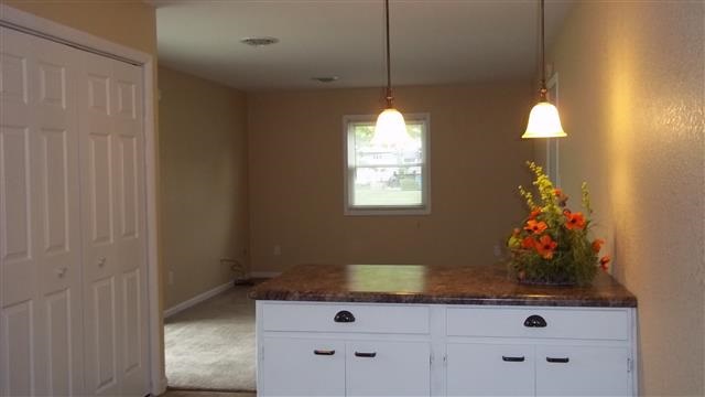 2725 Stinson Dr, Fort Wayne, IN 46816 photo 9