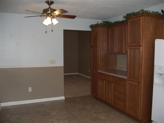 7921 Welland Ct, Fort Wayne, IN 46835 photo 13