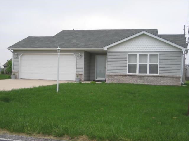 1602 Ellingham Pike, Bluffton, IN 46714 photo 1