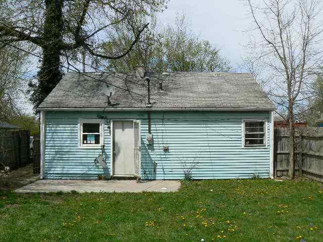 1046 Kenwood Ave, Fort Wayne, IN 46805 photo 2