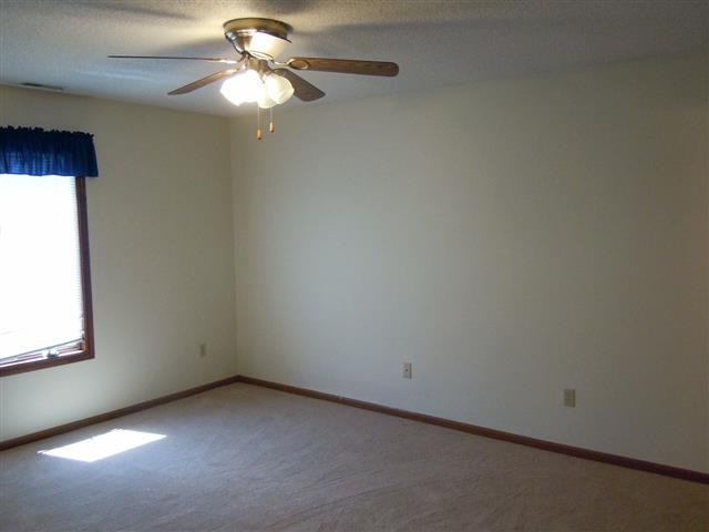 2122 Foxboro Dr, Fort Wayne, IN 46818 photo 12