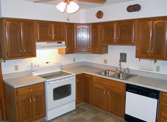 2122 Foxboro Dr, Fort Wayne, IN 46818 photo 6
