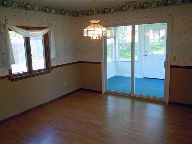 2122 Foxboro Dr, Fort Wayne, IN 46818 photo 5