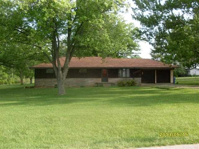 9304 E 375 N, Churubusco, IN 46723 photo 1