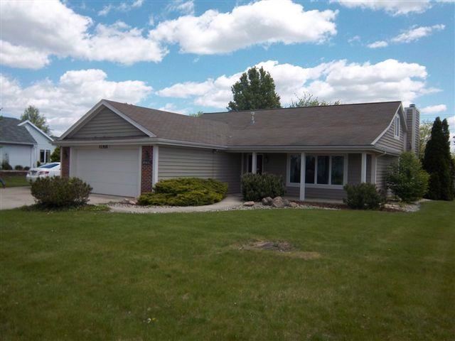 2631 Candlewick Dr, Fort Wayne, IN 46804 photo 1