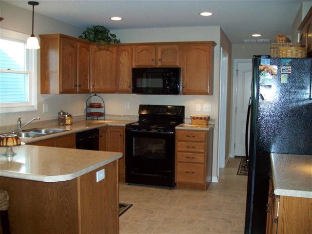 1413 Quinten Dr, Auburn, IN 46706 photo 15