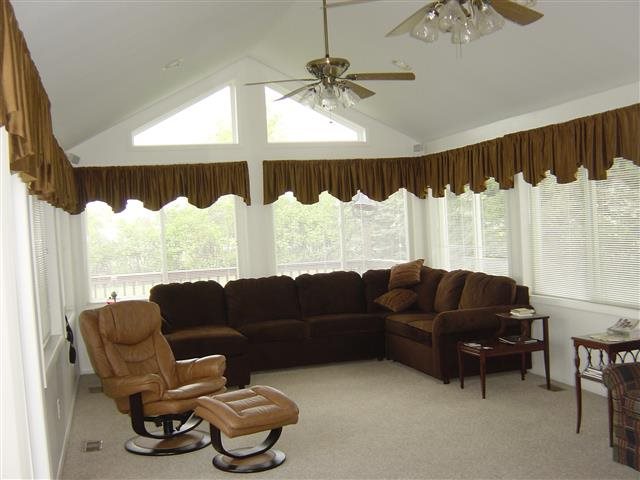 912 W Mill St, Ossian, IN 46777 photo 4
