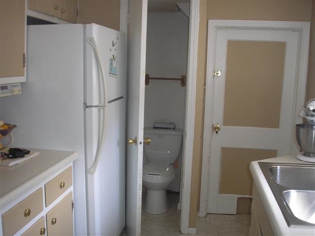 323 W 4th St, Auburn, IN 46706 photo 13