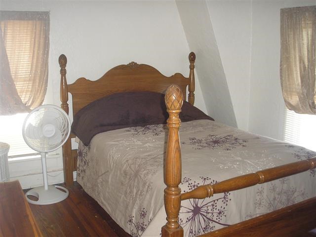 323 W 4th St, Auburn, IN 46706 photo 7