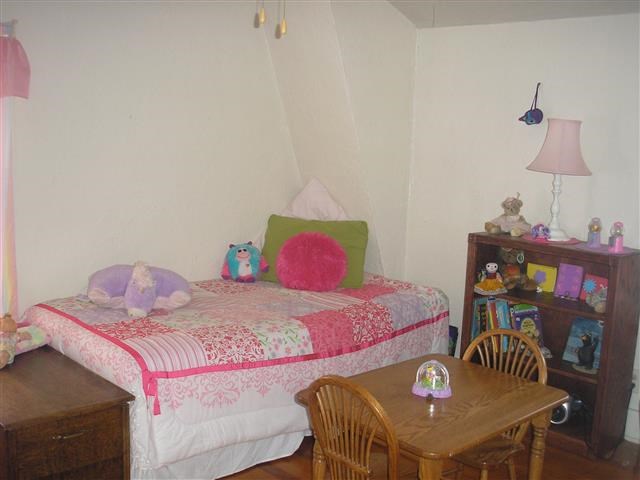 323 W 4th St, Auburn, IN 46706 photo 9