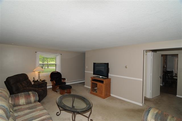131 E Gump Rd, Fort Wayne, IN 46845 photo 4