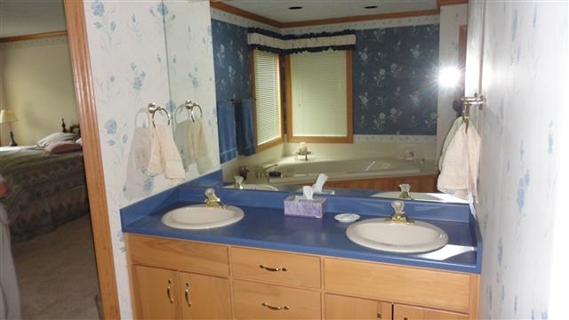 5606 Autumn Woods Trl, Fort Wayne, IN 46835 photo 21