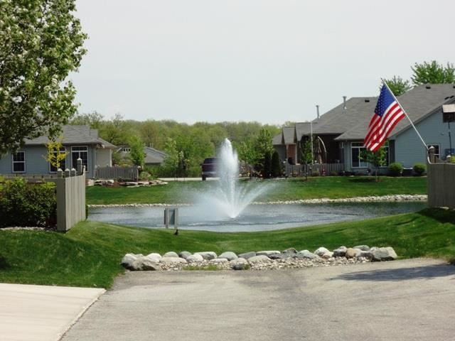 4210 Forest Creek Pkwy, Fort Wayne, IN 46815 photo 2