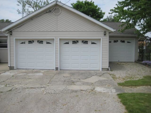 91 W Main St, Poneto, IN 46781 photo 3