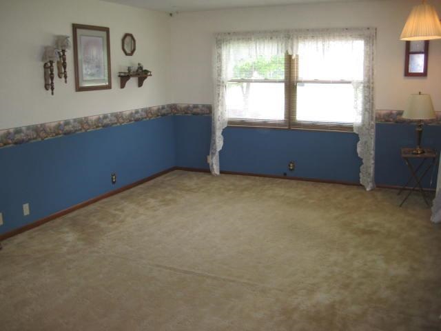 91 W Main St, Poneto, IN 46781 photo 5