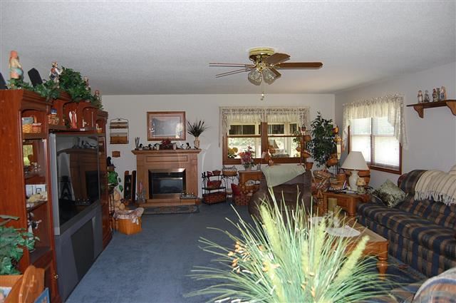 2585 N 950 E, Churubusco, IN 46723 photo 4