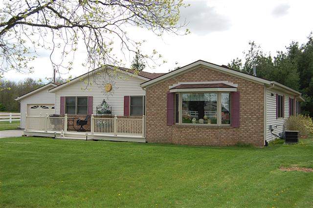 2585 N 950 E, Churubusco, IN 46723 photo 1