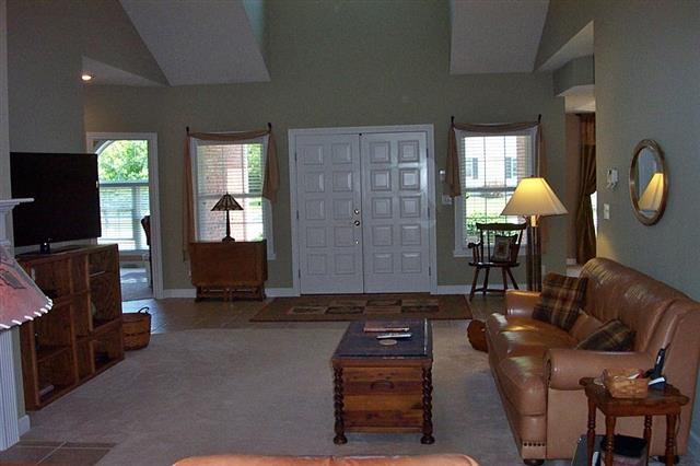 1720 Wycliffe Dr, Lafayette, IN 47905 photo 2
