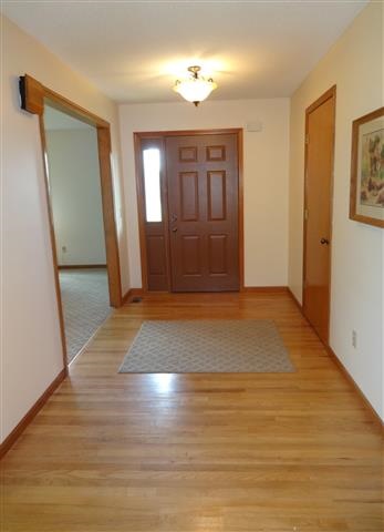 9030 Mccomb Rd, Churubusco, IN 46723 photo 3