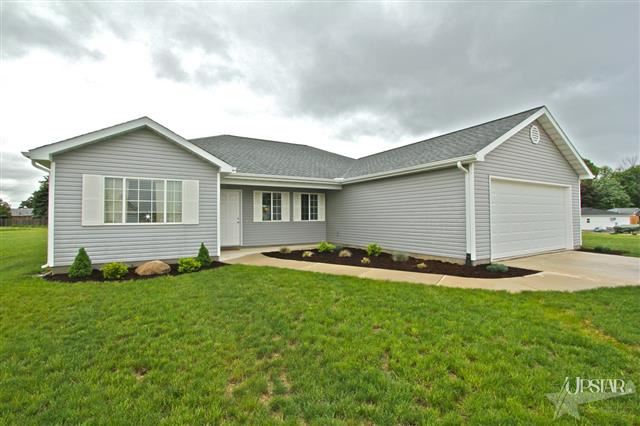 4476 S Esox Dr, Laotto, IN 46763 photo 1