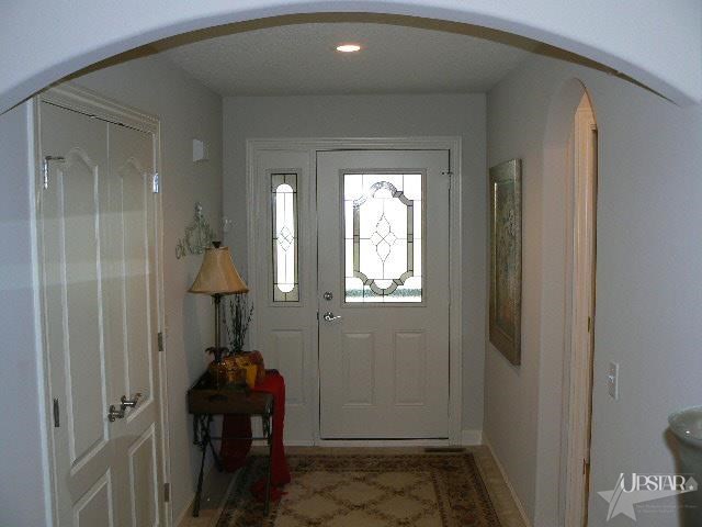 8909 Brenton Glens Ln, Fort Wayne, IN 46818 photo 3