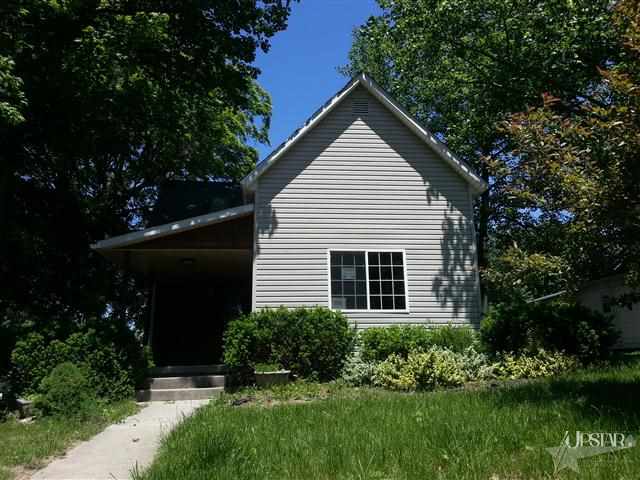 401 E 5th St, Warren, IN 46792 photo 1