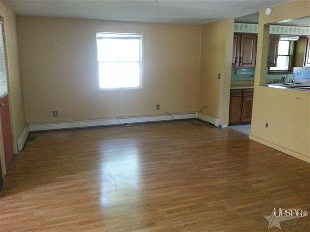 401 E 5th St, Warren, IN 46792 photo 8