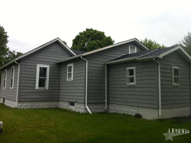 1401 W King St, Garrett, IN 46738 photo 3