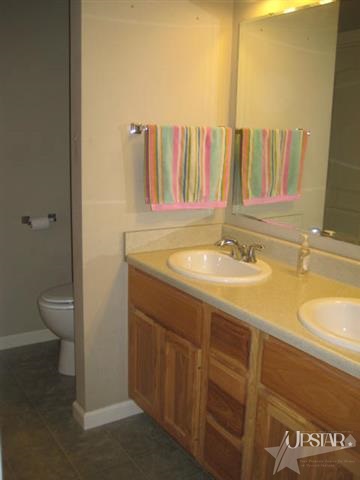 612 Blakewood Ct, Ossian, IN 46777 photo 13