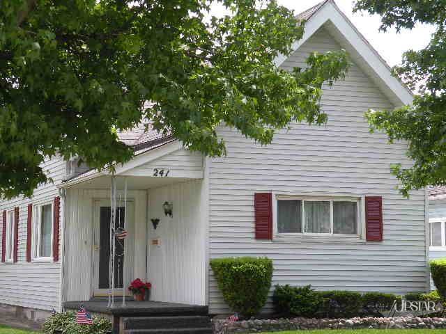 241 Garfield St, Huntington, IN 46750 photo 1