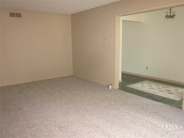 707 Nightfall Rd, Fort Wayne, IN 46819 photo 3