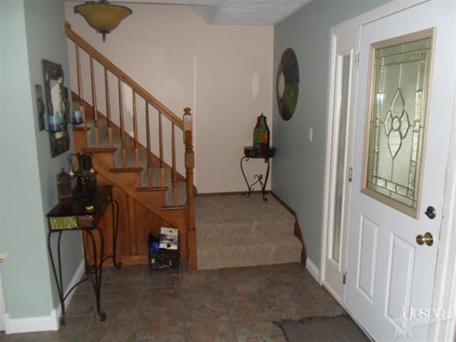 1916 Embassy Dr, Fort Wayne, IN 46816 photo 9