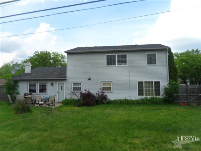 1916 Embassy Dr, Fort Wayne, IN 46816 photo 2