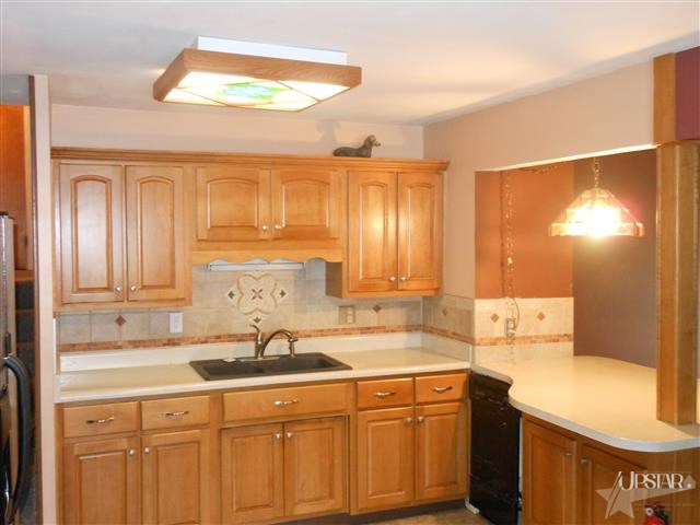 7219 Riverton Dr, Fort Wayne, IN 46825 photo 4