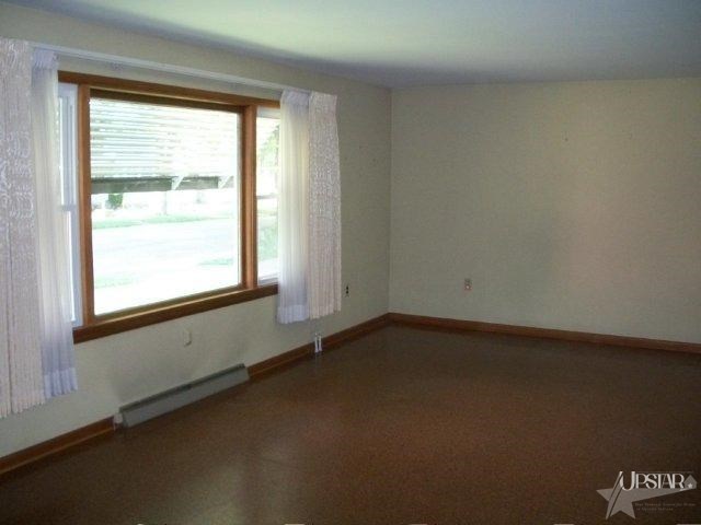306 E Columbia St, South Whitley, IN 46787 photo 9