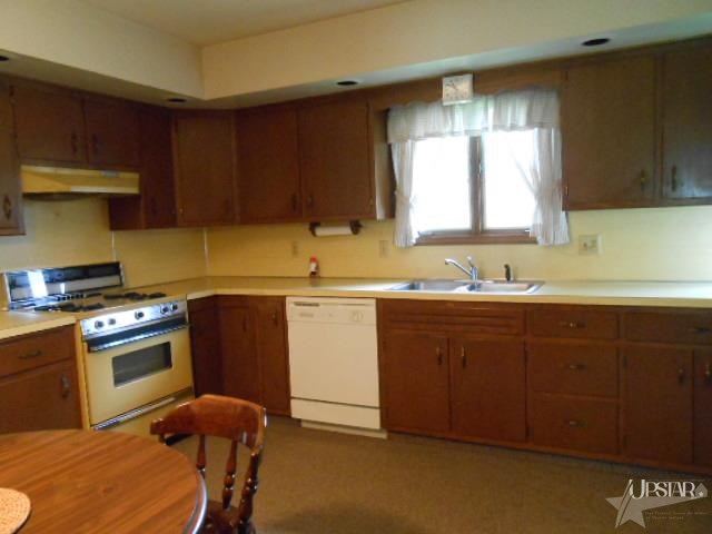 1313 Stag Dr, Fort Wayne, IN 46804 photo 5