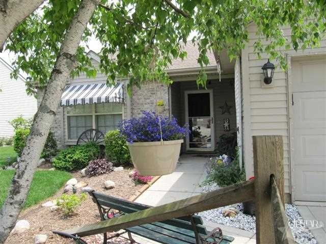 8008 Franchesca Way, Fort Wayne, IN 46825 photo 2