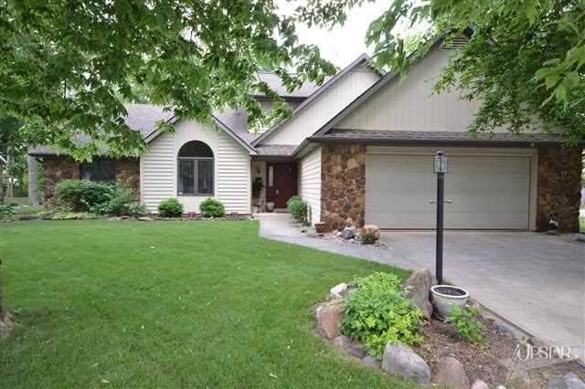 2112 Kerrigans Way, Fort Wayne, IN 46815 photo 1