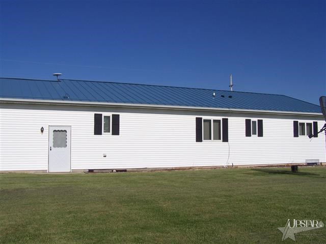 7800 S 700 W, Topeka, IN 46571 photo 4