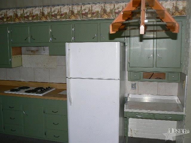 111 Carlin St, Auburn, IN 46706 photo 7